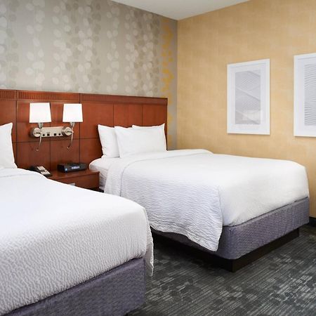 Courtyard By Marriott Detroit Livonia Exterior foto