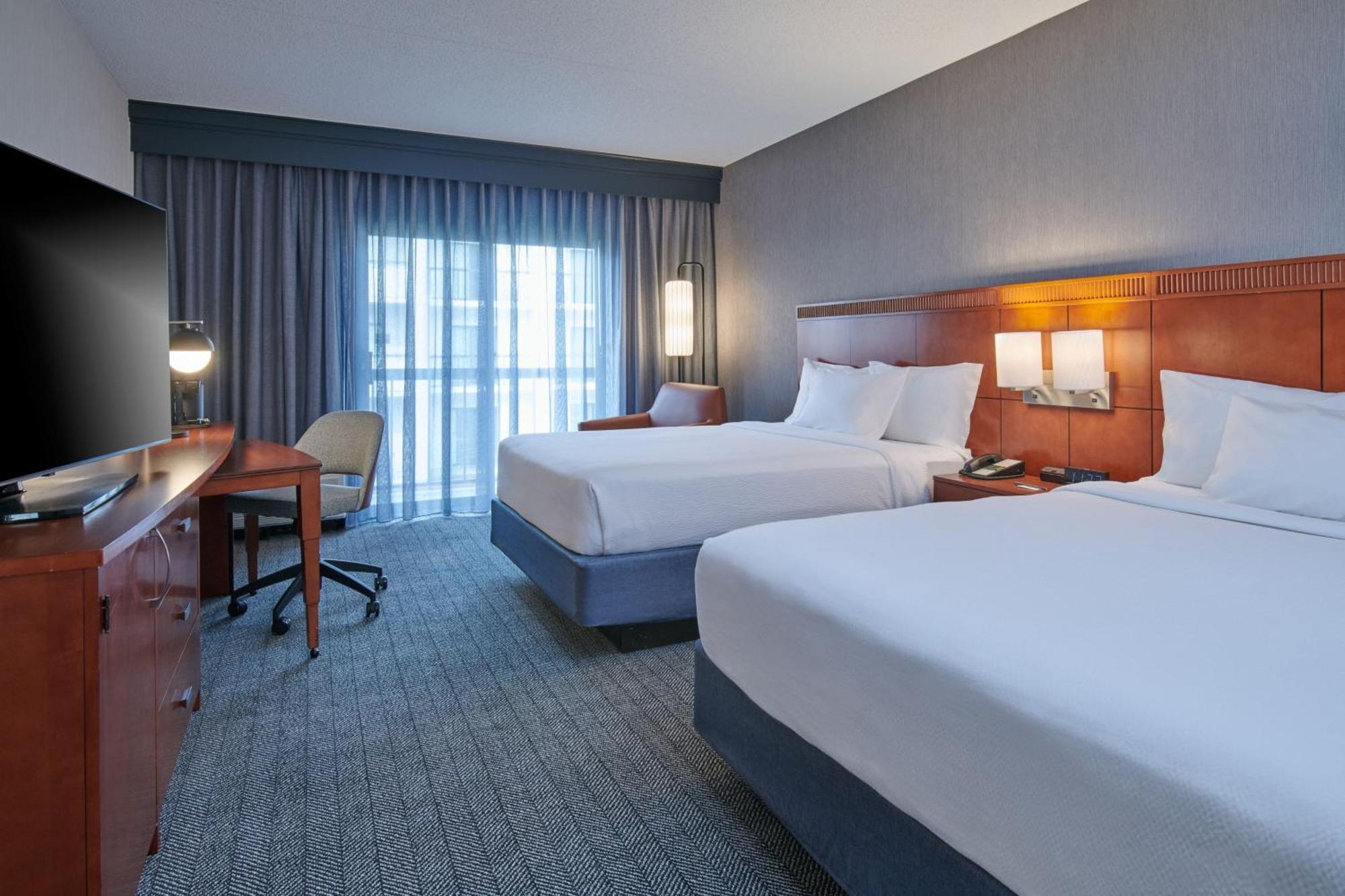 Courtyard By Marriott Detroit Livonia Exterior foto