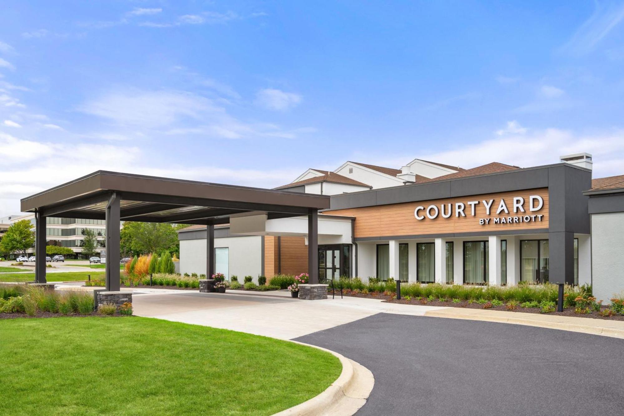 Courtyard By Marriott Detroit Livonia Exterior foto
