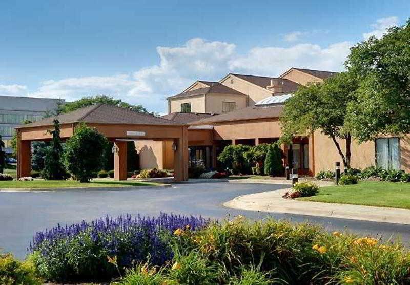 Courtyard By Marriott Detroit Livonia Exterior foto